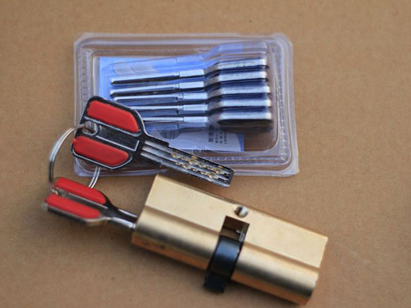 庄浪24小时上门开锁公司